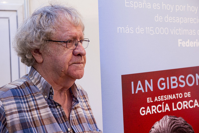 Ian Gibson en la Feria el Libro de Madrid