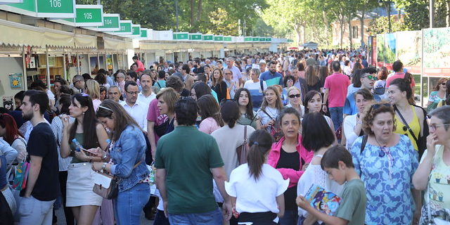 Afluencia de público Feria del Libro de Madrid 2019 Afluencia de público Feria del Libro de Madrid 2019