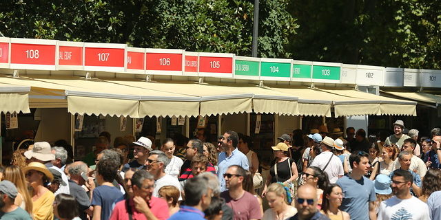 Sábado en la Feria del Libro de Madrid 2022